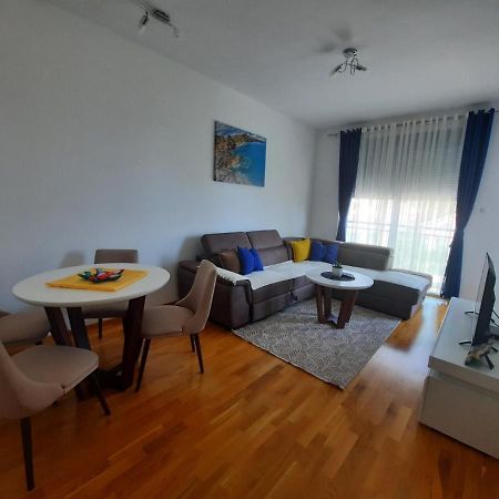 Lux Apartment Talija บุดวา ภายนอก รูปภาพ